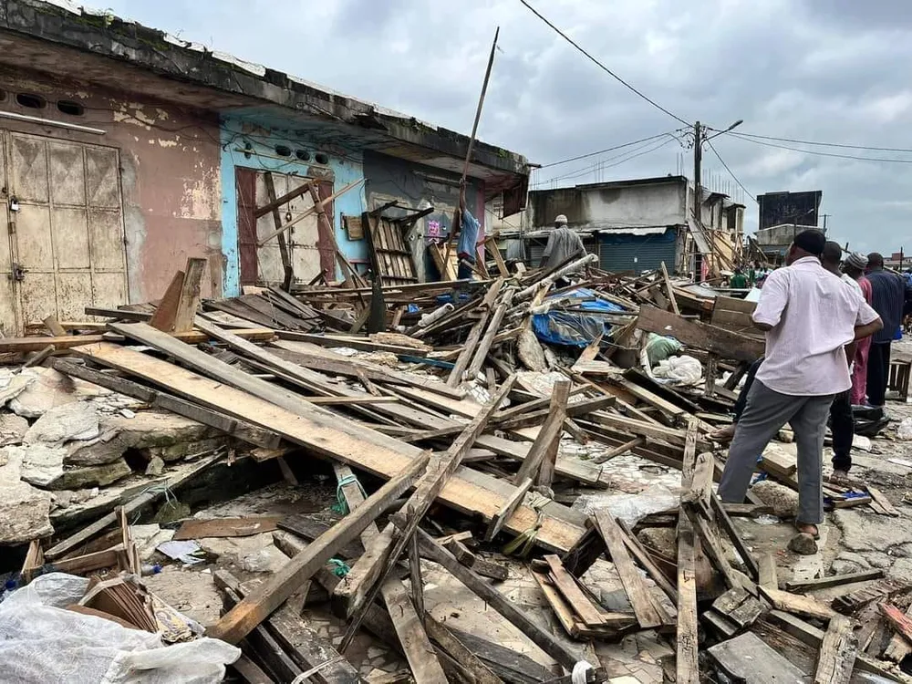 Abobo, démolition de l'ancien grand marché