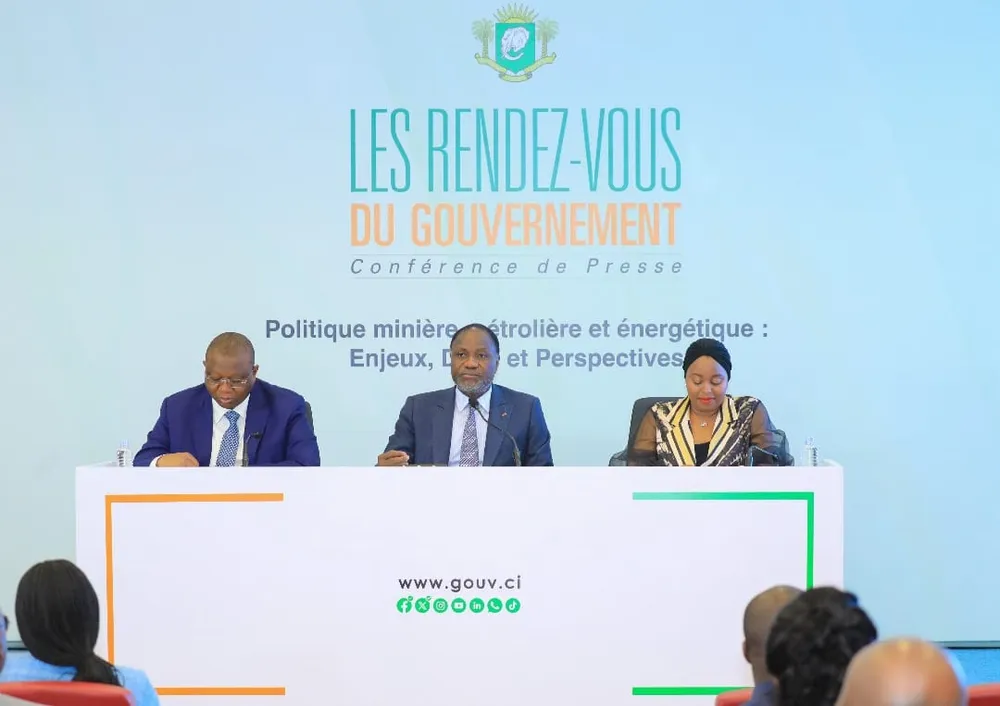 Le ministre Mamadou Sangafowa-Coulibaly, jeudi 06 mai 2024, lors des « rendez-vous du gouvernement »