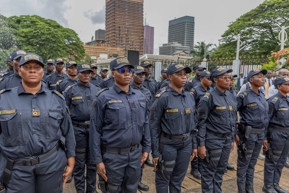 Policiers pour lutter contre le commerce ambulant