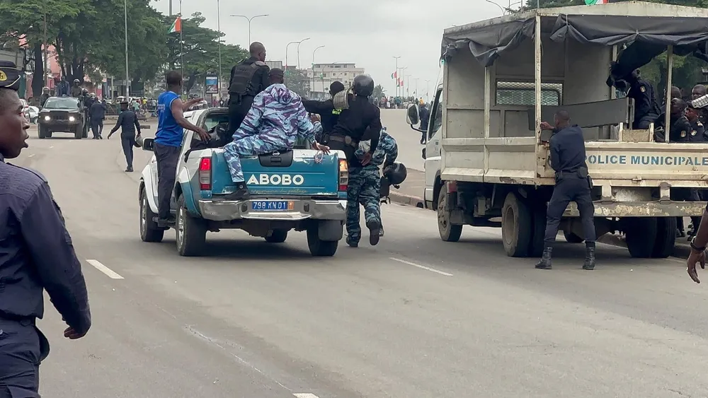 Opération de fermeture de la casse d'Anador à Abobo