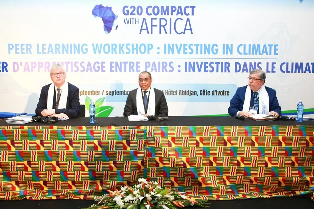Compact G20 à Abidjan