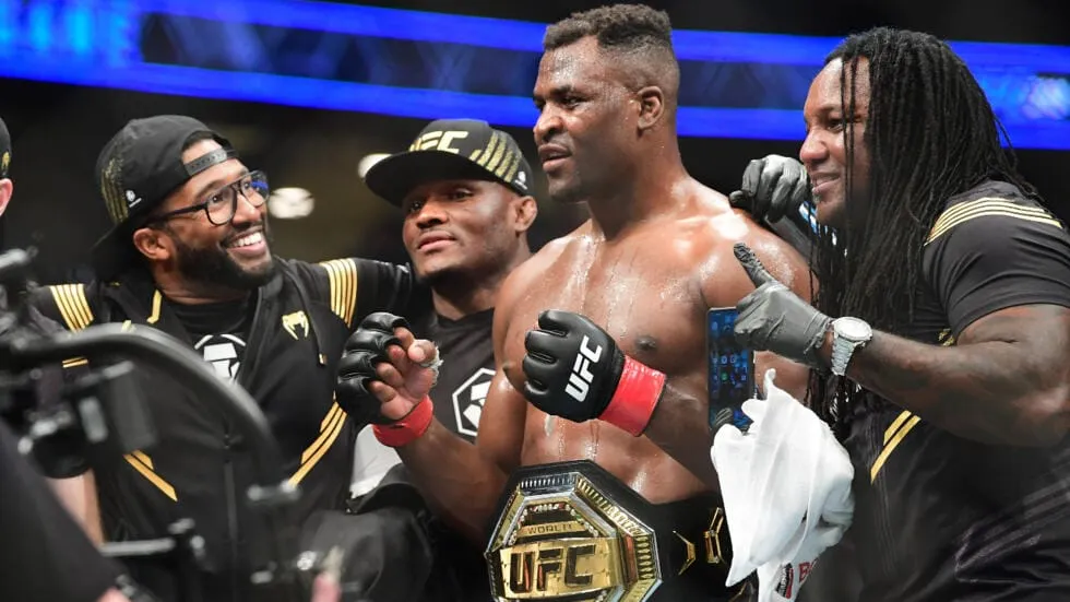 Francis Ngannou revient sur le ring de MMA le 19 octobre 2024 en Arabie saoudite