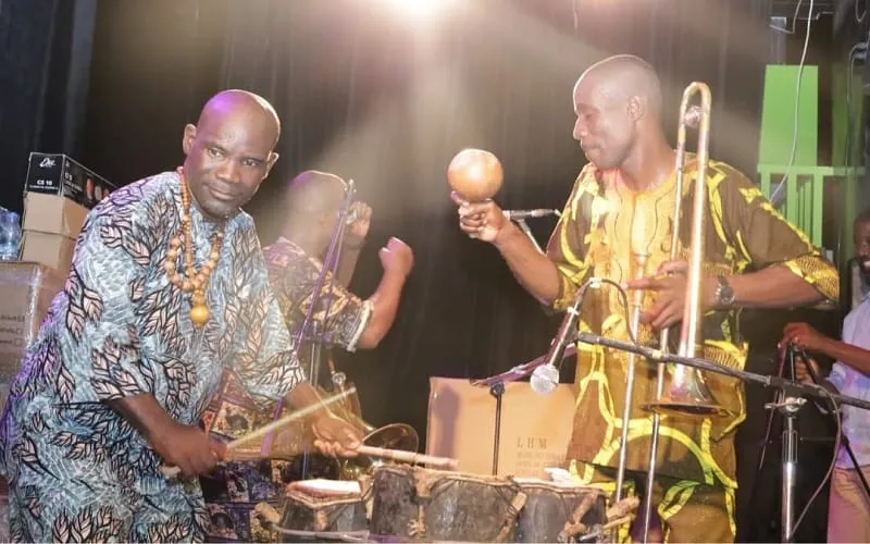 AYÉFI BRASS BAND