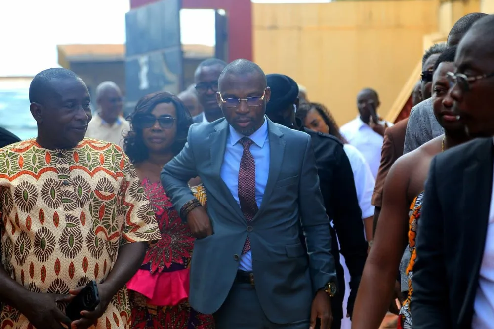 Aniassué : le sous-préfet Diaby tente d’interrompre une rencontre entre Kévin Fieni et la chefferie