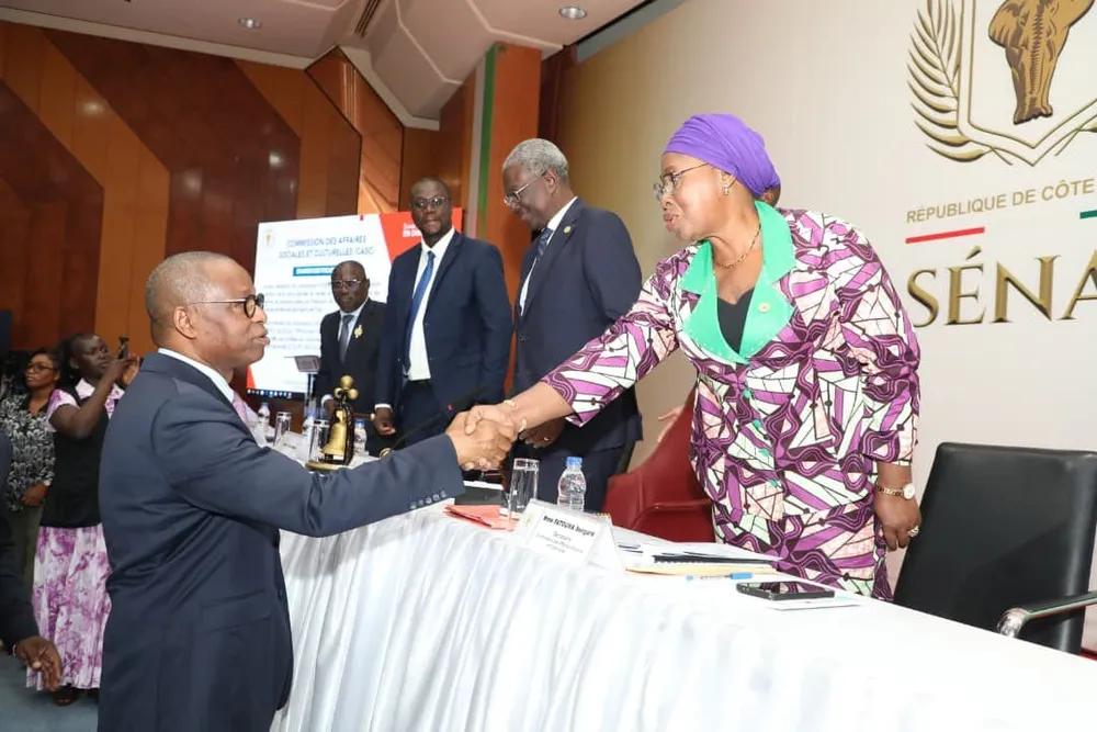 Adoption d’une prime spéciale pour les retraités en Côte d’Ivoire