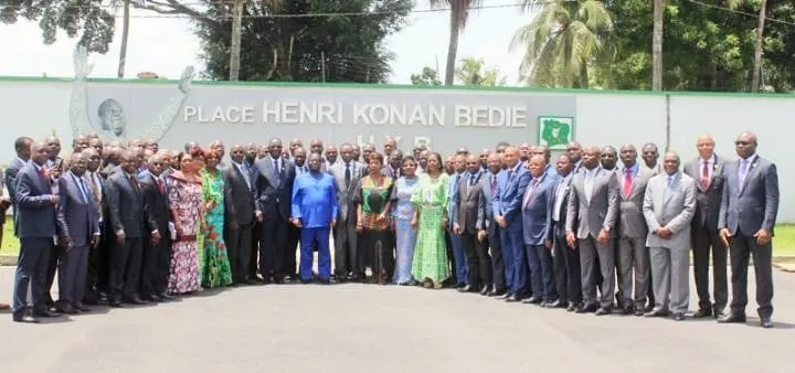 PDCI : Les délégués font bloc autour de Bédié et désavouent Adjoumani image de l'article