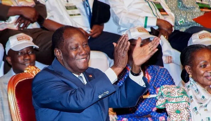 Transmission du pouvoir à une jeune génération : Les faits contredisent Alassane Ouattara image de l'article