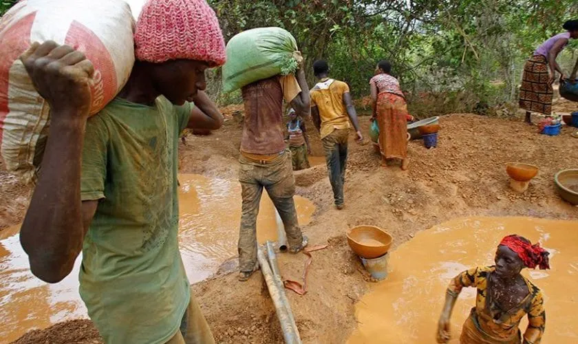 15 morts dans une mine d’or à Siguiri en Guinée : le gouvernement annonce l’ouverture des enquêtes image de l'article