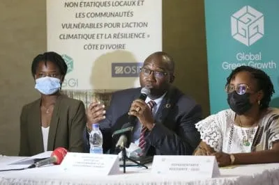 Côte d’Ivoire: Le secrétaire général de la CAF reçu en audience par le Ministre Paulin Danho image de l'article