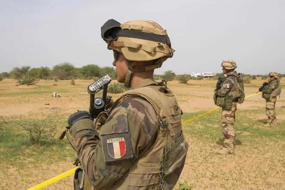 Le 1er convoi militaire français du Niger est arrivé au Tchad image de l'article