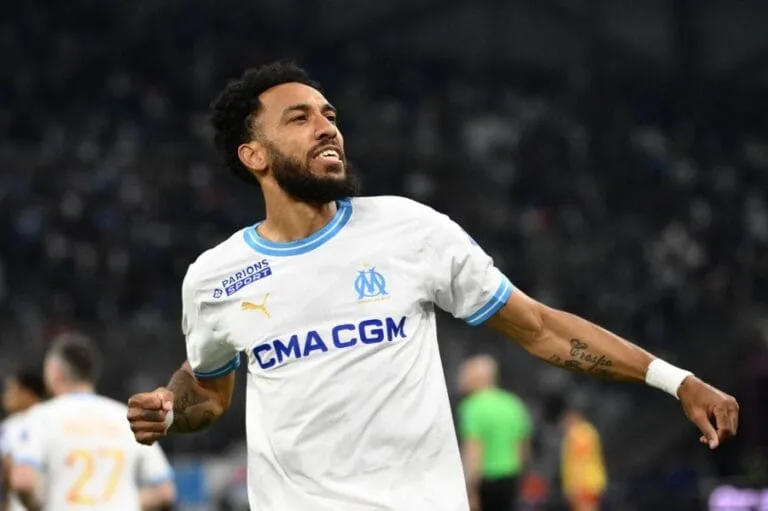 Aubameyang s’engage avec Al-Qadsiah : la panthère noire rugira désormais en Arabie Saoudite image de l'article
