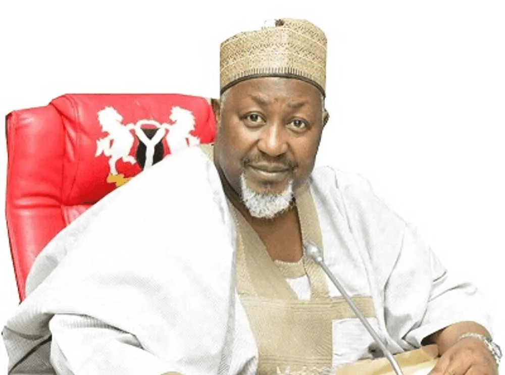 Nigeria : le ministre de la Défense démissionne en pleine crise sécuritaire image de l'article