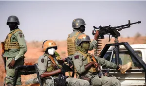 Niger : des échanges de tirs toujours en cours à Niamey ce samedi matin