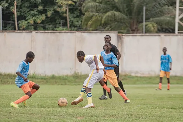 Tournoi Children of Africa 2026 à Abengourou : Jeunesse ABG bat Cafetou FC en ouverture