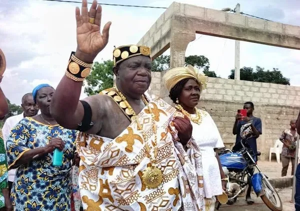 Intronisation à Niablé : Koffi Tiasman, ex directeur des Impôts intronisé chef de la famille Kouacou Noël