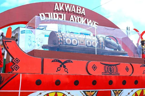 Le tambour parleur Djidji Ayokwé présenté au peuple ébrié à Adjamé