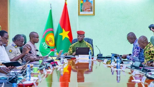 Burkina Faso : les ONG sommées de consacrer 80 % de leur budget au terrain