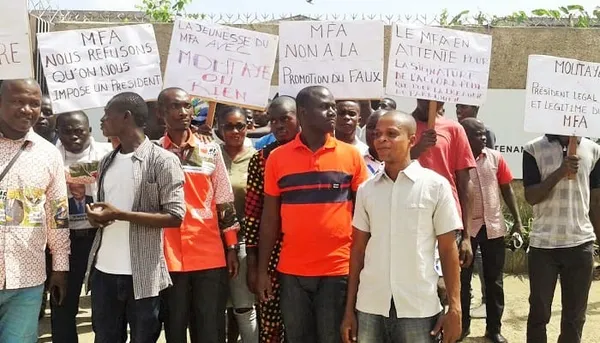Manifestation devant le siège du MFA au Plateau Dokui, ce vendredi 20 avril 2018