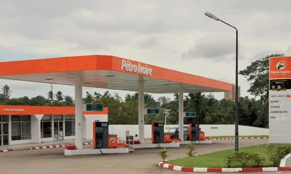 Augmentation du prix du carburant en Côte d’Ivoire : « Franchement vous nous volez trop ! »