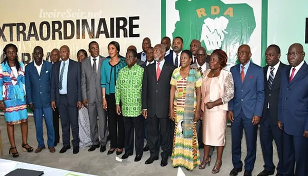 Déclaration de Daoukro : 20 partis et mouvements politiques dénoncent les pratiques d’un « régime moribond » de Ouattara