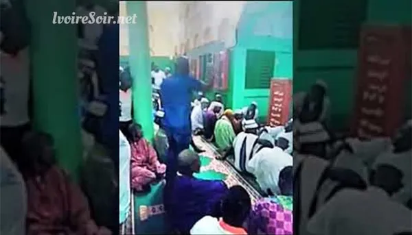 Urgent / Tiémé :  Zakaria Koné tient un meeting en faveur de Ouattara à la mosquée, des fidèles se révoltent