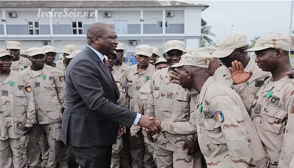 Hamed Bakayoko révèle : « La moyenne d’âge de 45 ans dans l’armée est beaucoup trop élevée pour les militaires du rang en Côte d’Ivoire »