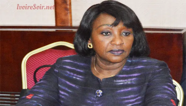 Modernisation de l’Administration : Raymonde Goudou-Coffi implique les élus et les préfets de régions