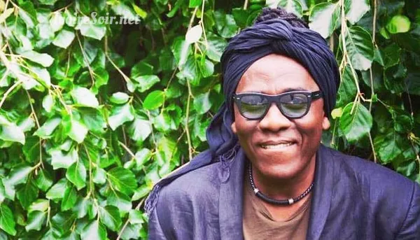 Richard Bona : Il boycotte le CFA en annulant un concert à Abidjan, des fans déçus, l’artiste persiste et signe