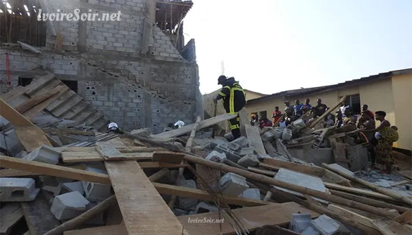 Effondrement de l'immeuble au carrefour de la Riviera Saint-Viateur ayant occasionné un mort ce mercredi 27 mars 2019