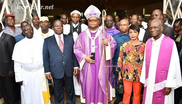 Mgr Ahouana : « Notre crise en Côte d’Ivoire ne finit pas parce que des gens rassasiés veulent toujours manger »