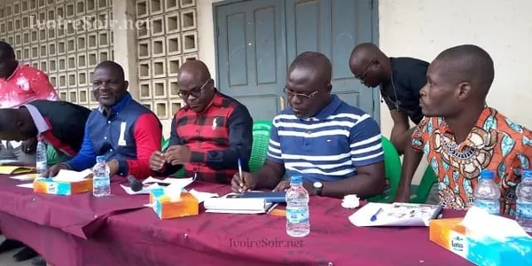 Côte d’Ivoire : les enseignants reprennent la grève, les examens de fin d’année menacés ?