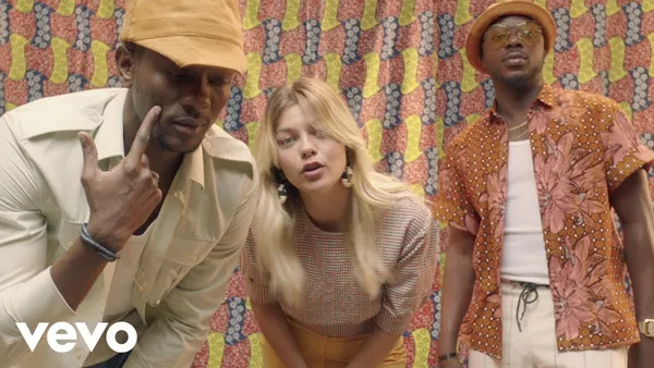 « La vie là-bas » n’est pas facile: Toofan et Louane disent non l’immigration clandestine