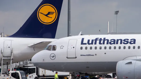 Aéroport du Caire: Lufthansa a repris ses vols, malgré un « risque accru de terrorisme »