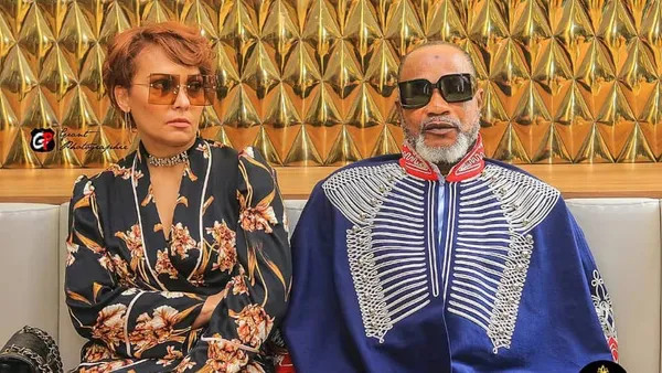 Stars aux funérailles d’Arafat: Arrivée de Koffi Olomidé à Abidjan
