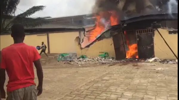 Grand-Bassam: une mère et sa fille de 9 ans meurent dans un incendie