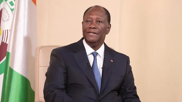 Côte d’Ivoire: pourquoi modifier une Constitution qui « demande » à Ouattara « de faire deux mandats » s’il « le souhaite » ?