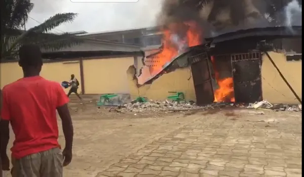 Drame à Cocody : une femme enceinte et son bébé meurent dans un incendie