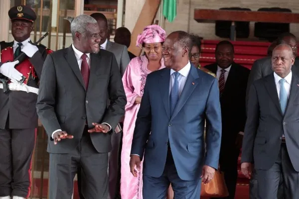 Situation au Burkina : Alassane Ouattara discute avec l’Union Africaine