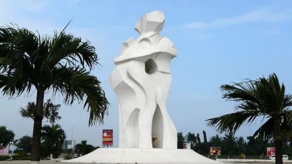 Côte d’Ivoire-Port Bouët: le district Autonome d’Abidjan et la mairie se battent pour une place