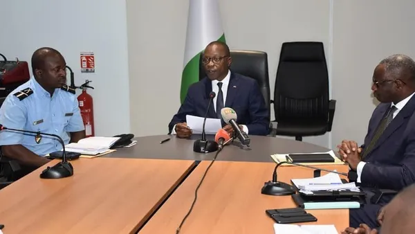 Amadou Koné qualifie de « cas isolé » la blessure par balle d’un chauffeur de taxi à Yopougon