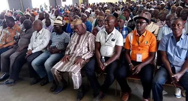 Renouvellement CNI : le RHDP invite ses militants de Niakara à se faire identifier