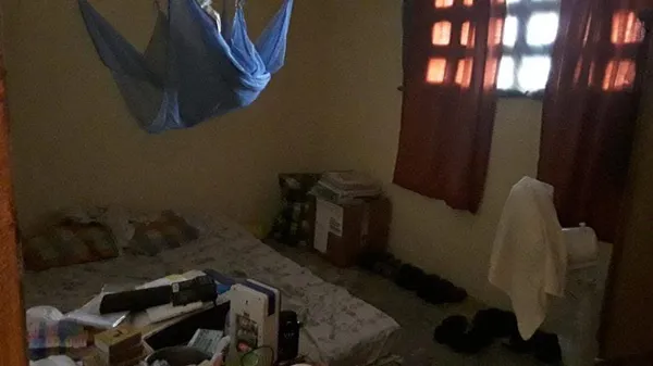 Côte d’Ivoire: Bouna, des enseignants ont transformé leur bureau en dortoir