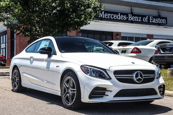 Mercedes rappelle les modèles de voitures de 2004 à 2015: ce qu’on sait