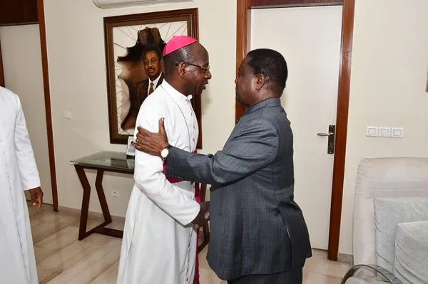 Situation socio-politique en Côte d’Ivoire: échanges entre Bedié et Mgr Ignace Bessi Dogbo