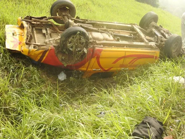 Accident sur l’autoroute du nord après Gesco : un véhicule de la compagnie CTE dans le décor