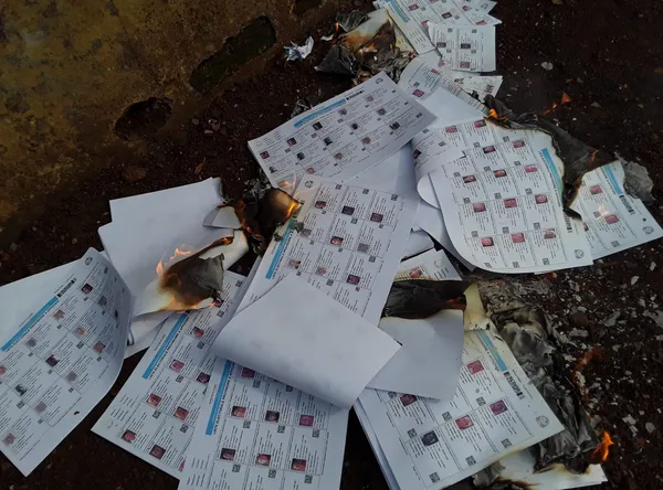 Guinée : des listes électorales déchirées et brûlées à quelques jours des législatives 2020