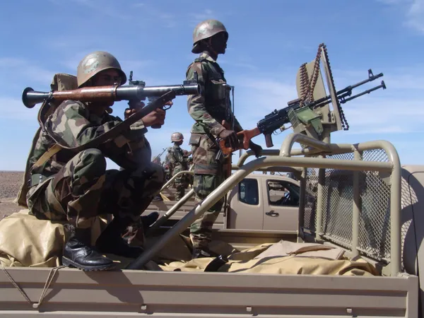 Mali : un directeur d’école criblé de balles par des terroristes