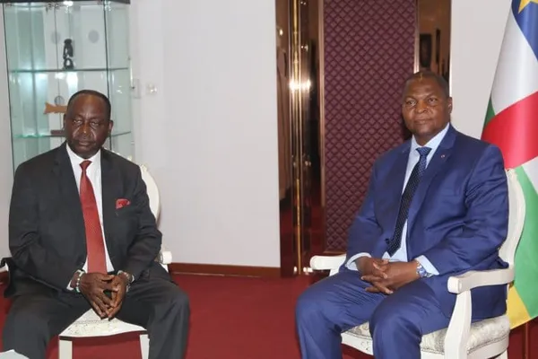 Centrafrique : Touadéra reçoit Bozizé