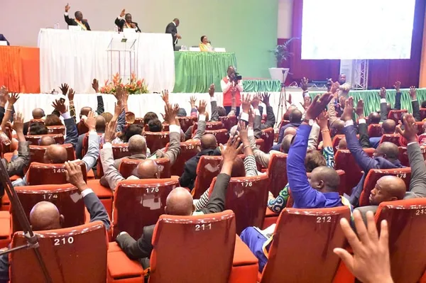 Covid-19 en Côte d’Ivoire : « les mesures prises par le Chef de l’Etat ne concernent pas les clients du Restaurant »