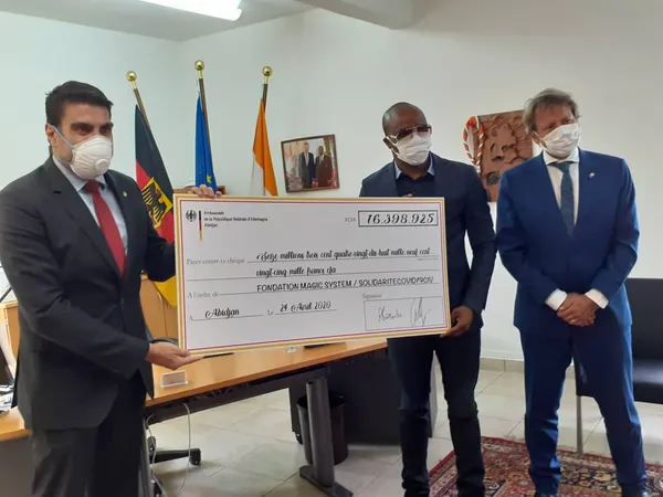 Un pro-Gbagbo s’attaque à A’salfo : « laisse les Ivoiriens se battre contre le virus que tu as contribué à l’installer en Côte d’Ivoire »